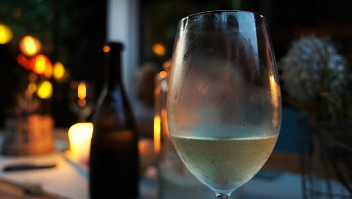TeamEvent -  kreativ beim Holz- und Wein Event - heimischen Weine genießen